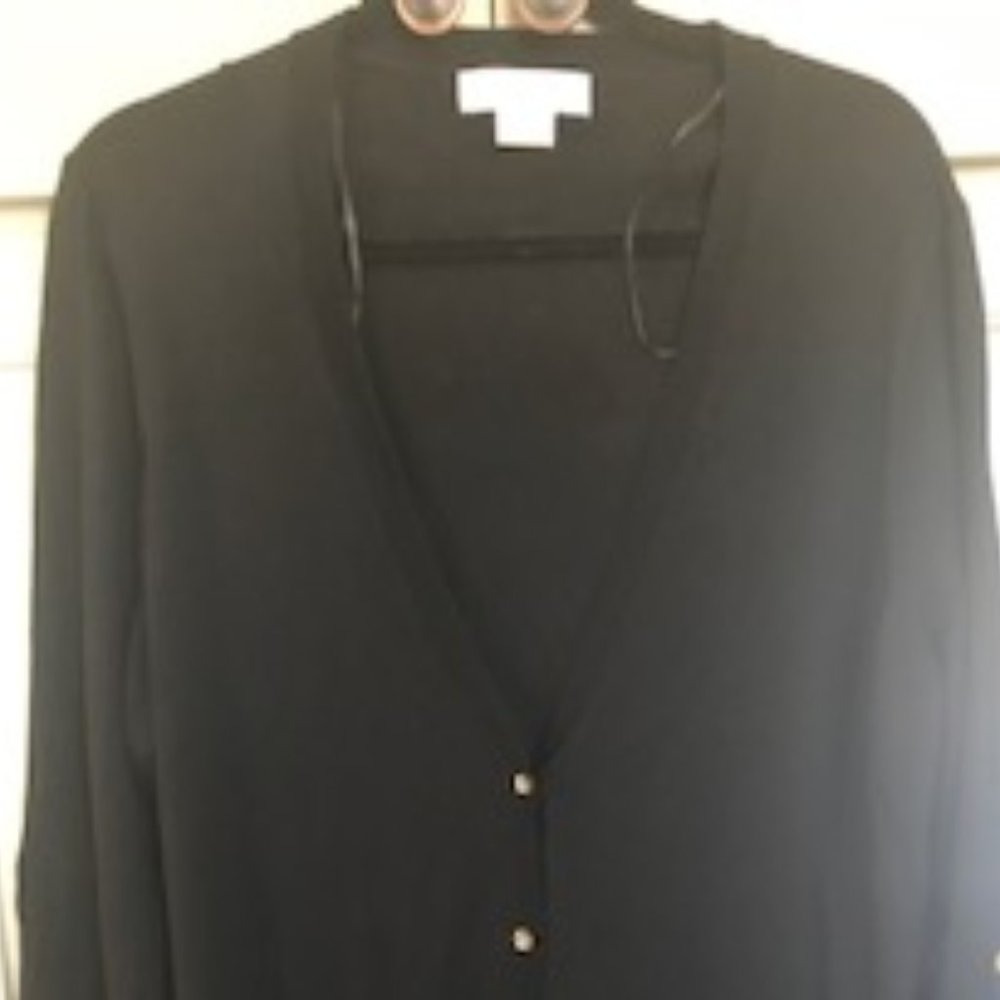 Michael’s Kors V neck Button down Cardigan - Picture 3 of 10